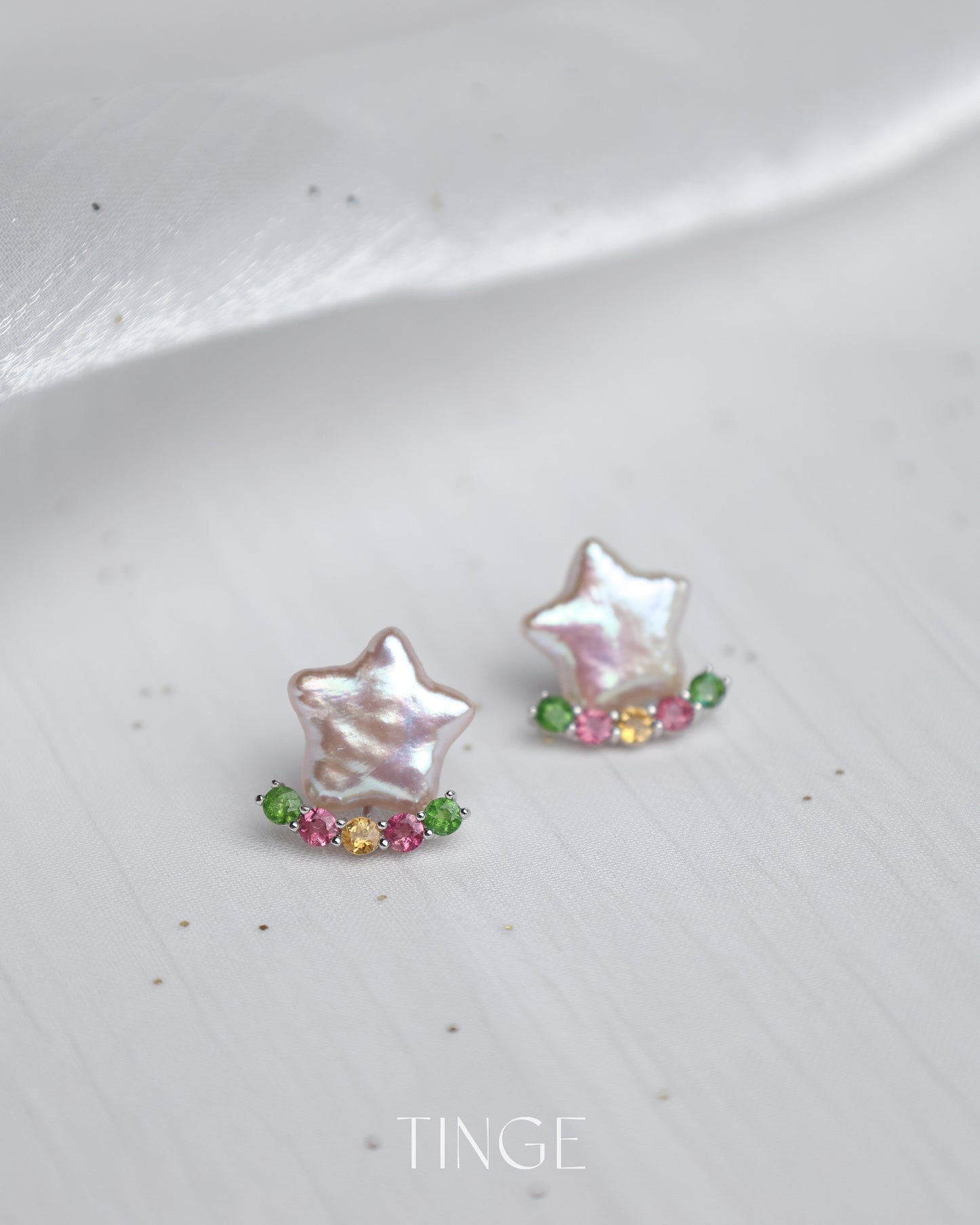 Twinkle Pearl Earrings