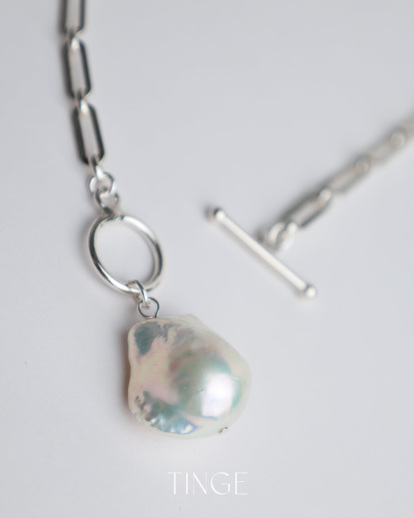 Baroque Pearl Pendant Necklace