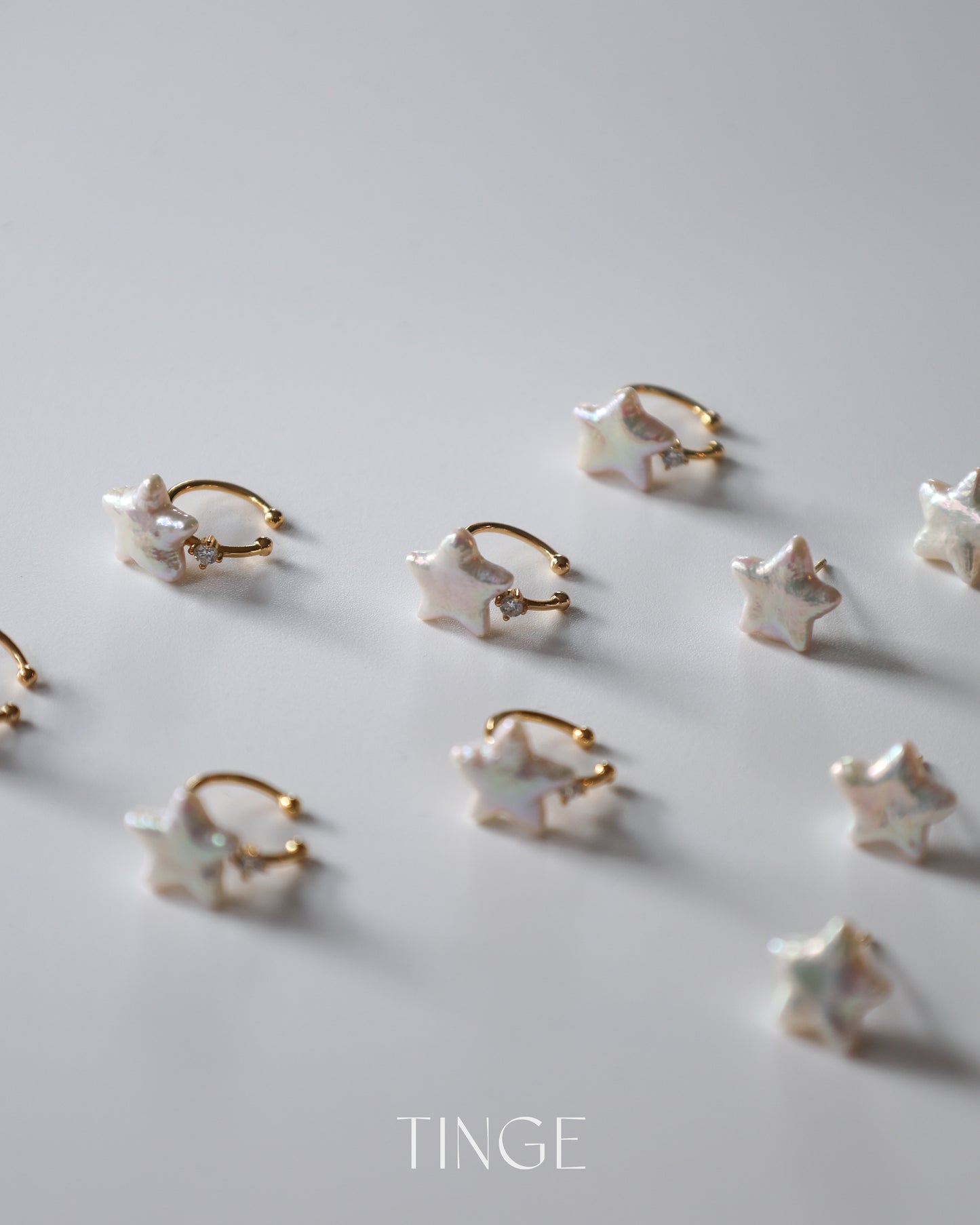 Twinkle Pearl Earcuff