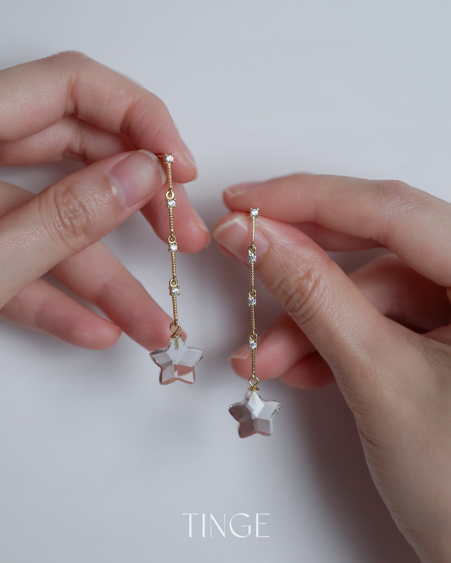 【Limited】Sparkly Star Earrings