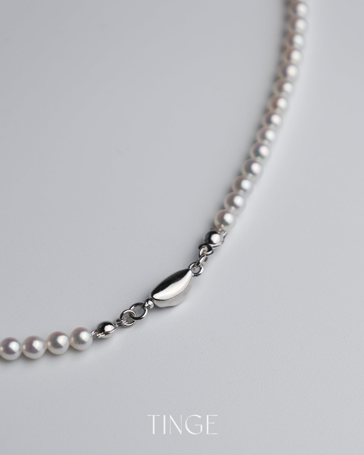 Dainty Pearl Necklace