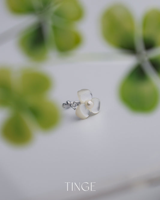 Clover Earcuff