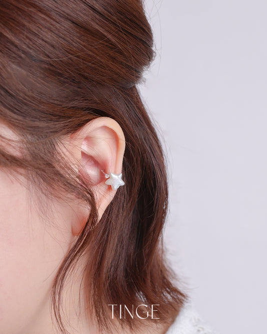 Twinkle Pearl Earcuff